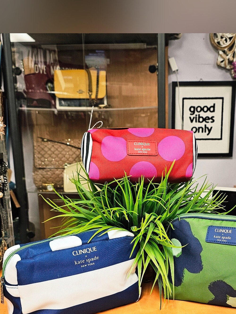 Kate Spade Red with Pink Dot Cosmetic Pouch Total (3)